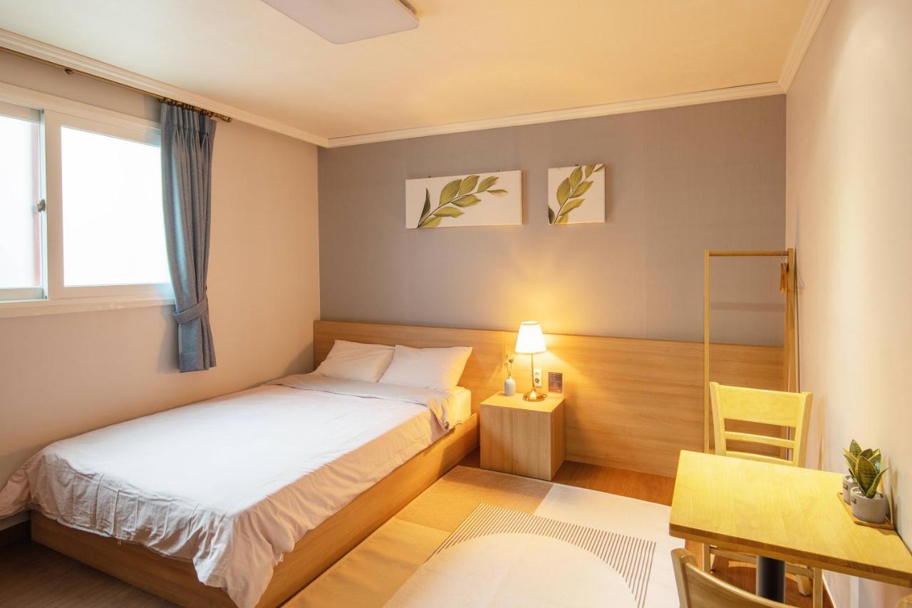 Ellui Hotel Jeju Esterno foto