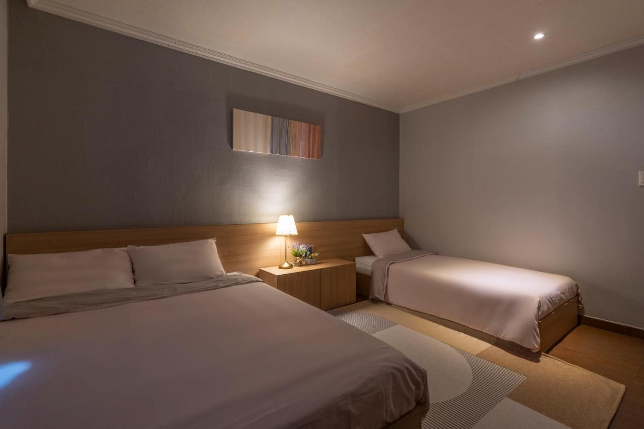 Ellui Hotel Jeju Esterno foto