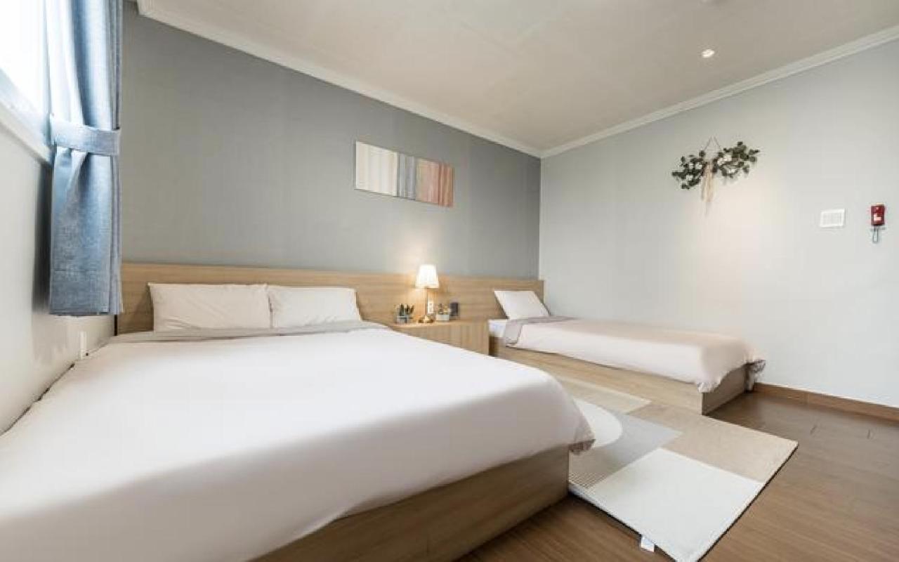Ellui Hotel Jeju Esterno foto